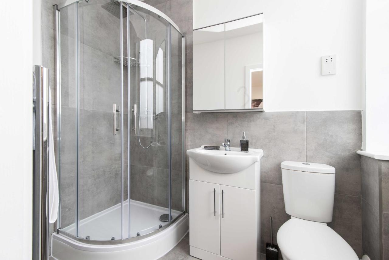 Sublime Stays Webberley Stylish Studio Stoke City Centre المظهر الخارجي الصورة