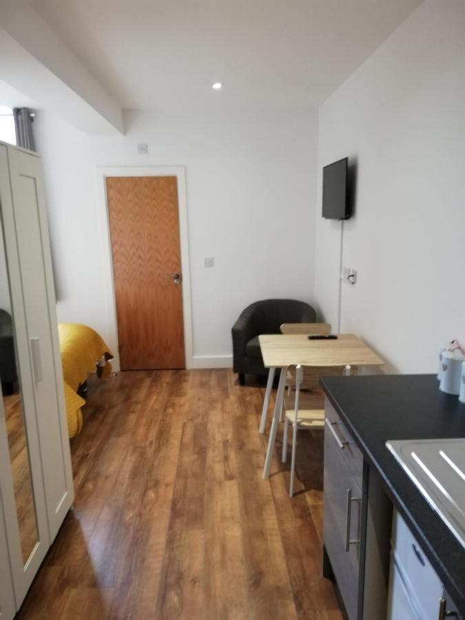 Sublime Stays Webberley Stylish Studio Stoke City Centre المظهر الخارجي الصورة